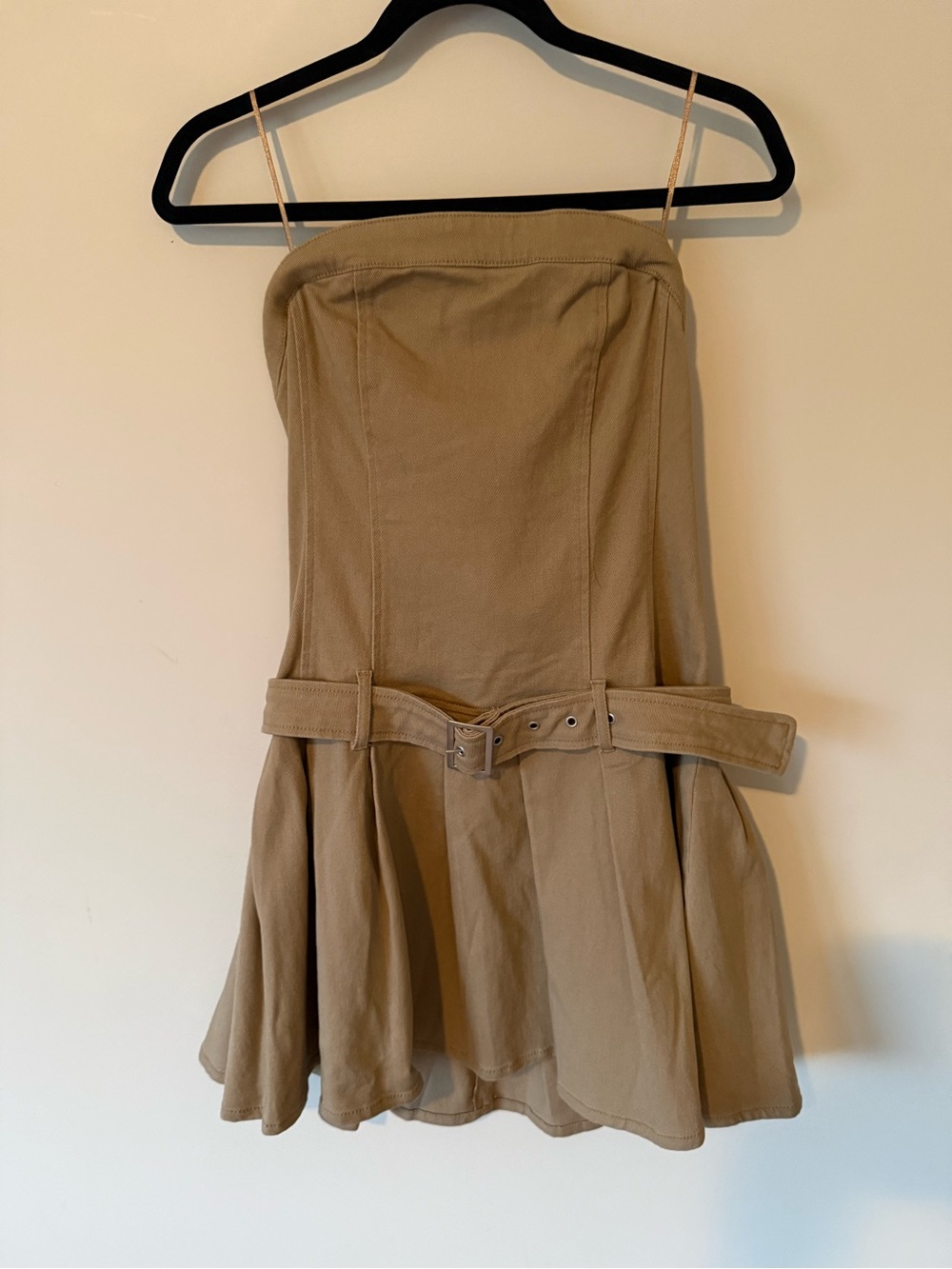 365. NWT LOVE FIRE STRAPLESS MINI DRESS